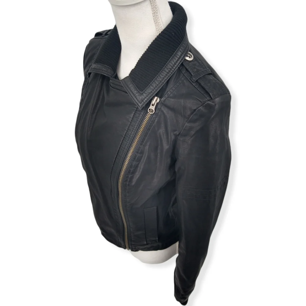 Free People Women's Black Faux Leather Asymmetrical Zip Collared Moto Jacket Sz2 - Picture 7 of 16